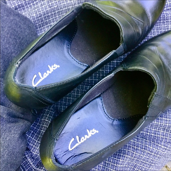 Clarks Shoes Black Slip On Size 7M - Picture 4 of 8